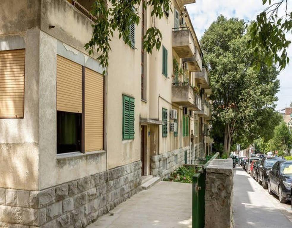 Apartments Dado Split Bagian luar foto